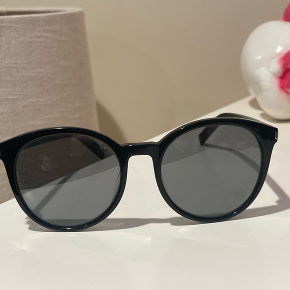 Authentic Saint Laurent Rounded Sunglasses - Picture 1 of 6
